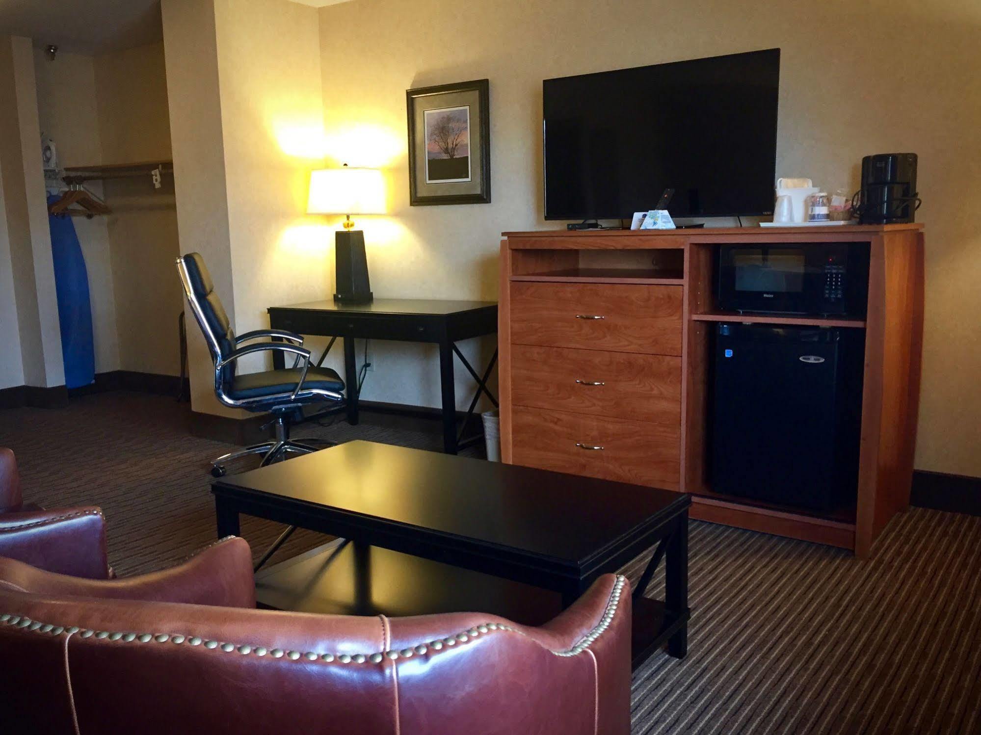Best Western Vermillion Inn Εξωτερικό φωτογραφία