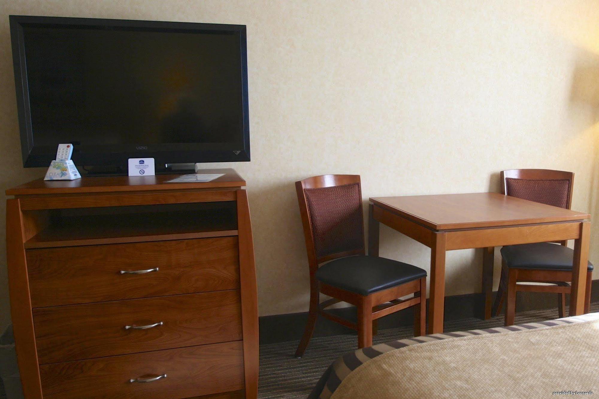 Best Western Vermillion Inn Εξωτερικό φωτογραφία